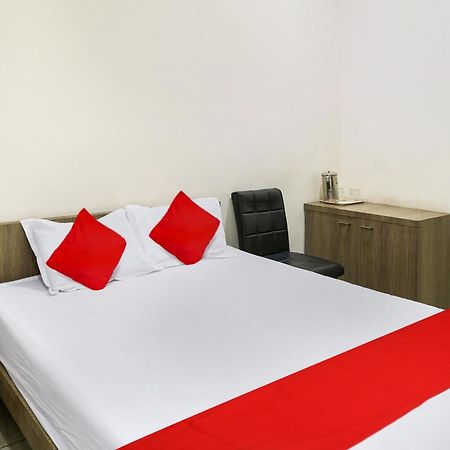 韦洛尔 Oyo Flagship Pawan Park酒店 外观 照片
